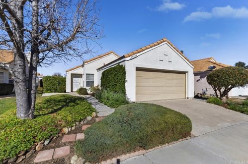 28094 Lemonwood Dr, Menifee, CA 92584-8818