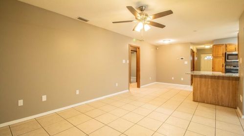 28 Cedar Dr, Davenport FL 33837-9783 exterior