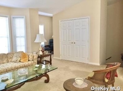 1010 Madeira Blvd, Huntington Station, NY 11747-5285