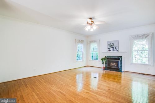 4204 Crooked Stick Ct, Fredericksburg VA  22408-9215 exterior