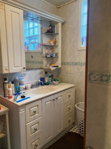 1032 20th St, Milwaukee WI 53204-2052 exterior