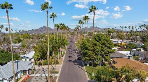 4133 35th St, Phoenix AZ  85018-4703 exterior