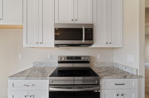 2129 Trevor Cir, Milton FL  32583-9616 exterior