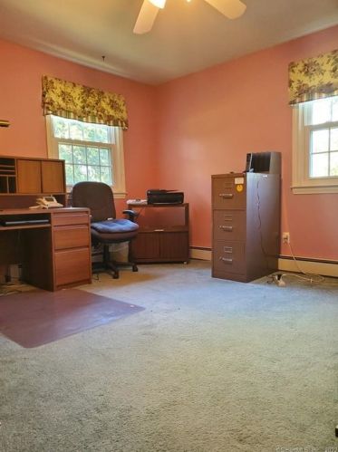 116 Pollys Ln, Uncasville CT  06382-1441 exterior