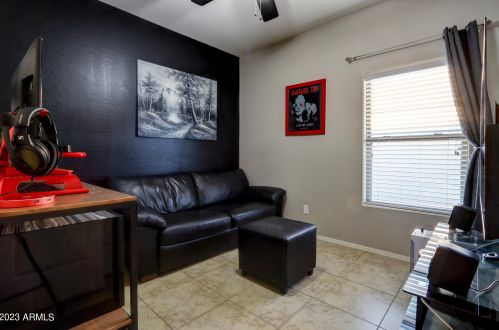 1325 Linda Dr, Casa Grande AZ  85122-3352 exterior