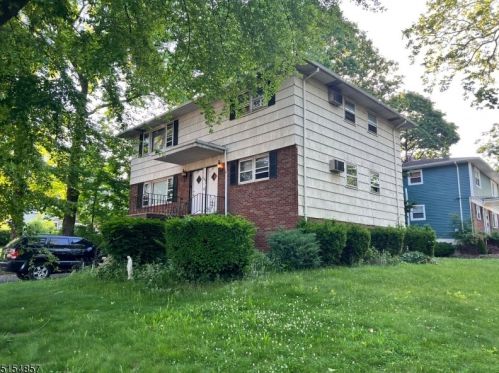 389 Teaneck Rd, Ridgefield Park NJ  07660-1519 exterior