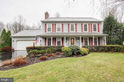 8922 Prince Caspian Ct, Springfield, VA 22015-2181