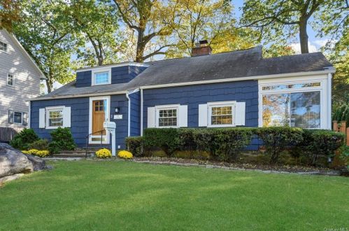 17 Lotus Rd, New Rochelle, NY 10804-4311