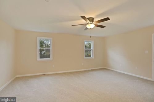 237 Grand Ave, Blenheim NJ  08012-3843 exterior