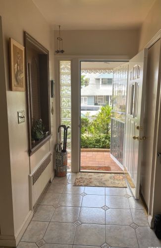 31-05 Coldspring Rd, Far Rockaway, NY 11691-1731