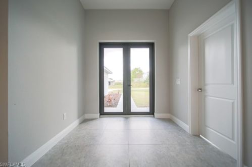 228 Paddock St, Lehigh Acres, FL 33974-0467