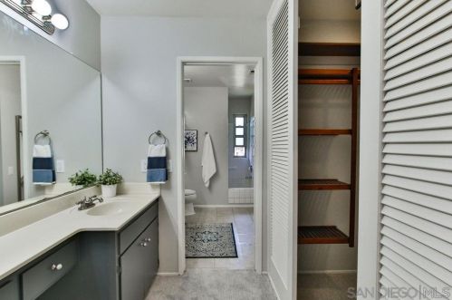 4323 Loma Riviera Ct, San Diego CA 92110-5504 exterior