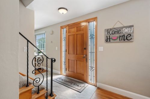 151 Richard Dr, Glenshaw, PA 15116-1229