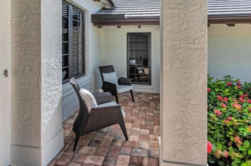 159 Conners Ave, Naples, FL 34108-2172