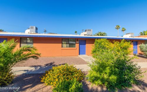 350 Silverbell Rd, Tucson AZ  85745-2639 exterior