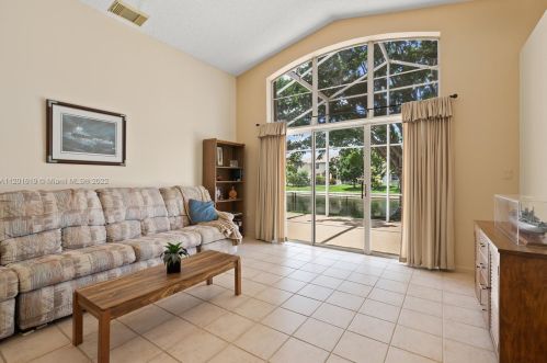 16565 10 St, Hollywood FL  33028-1466 exterior