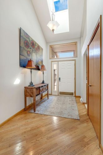 647 Brookside Dr, Crown Point IN  46307-4369 exterior