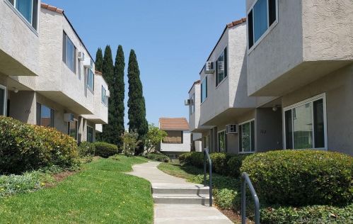 3559 Ruffin Rd, San Diego, CA 92123-2578