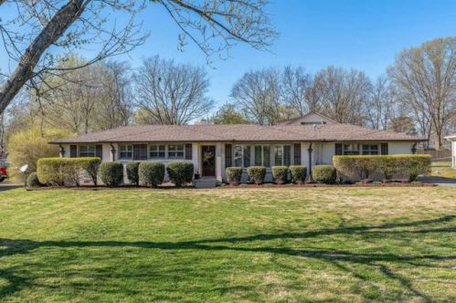 110 Dale Ave, Hendersonville, TN 37075-3849