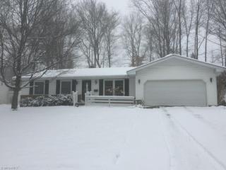 1698 Mohican Rd, Cuyahoga Falls, OH 44224-3337