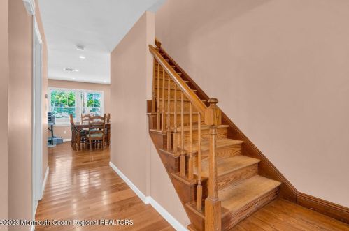 6 Diane Dr, Bricktown NJ  08724-4367 exterior