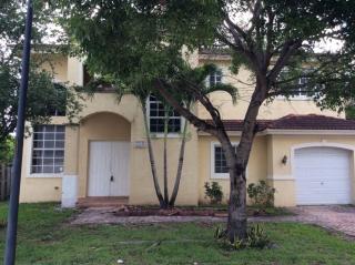 704 127th Ave, Miami, FL 33182-1895