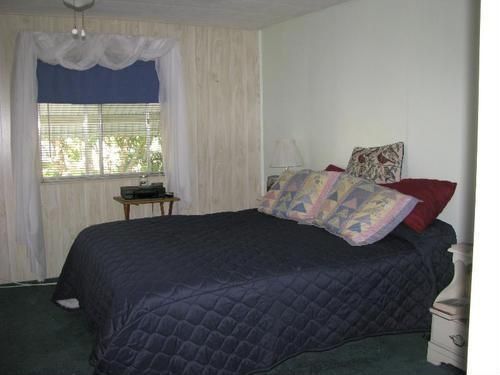 3311 Chatford Dr, Tarpon Springs, FL 34690-1918