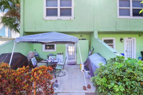 914 Shorewinds, Fort Pierce FL 34949-1537 exterior