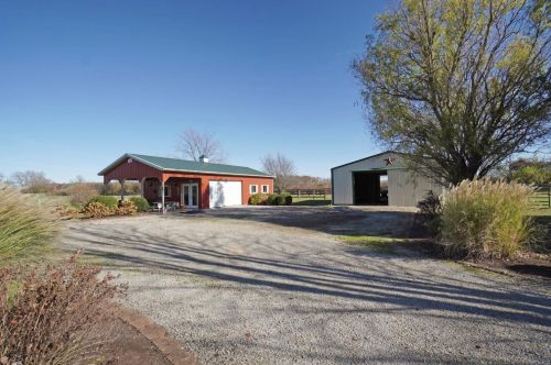 386 Schell Rd, Wilmington OH  45177-9037 exterior