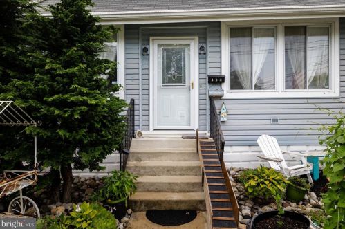 133 Haddon Ave, Camden, NJ 08107-1310