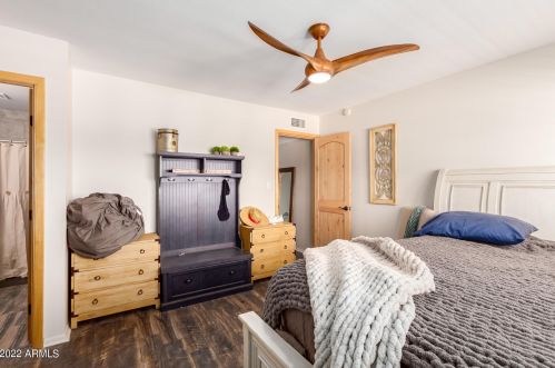 6169 Granite Reef Rd, Scottsdale AZ  85250-6201 exterior