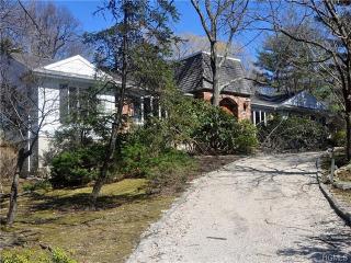 4 Tanglewild Pl, Chappaqua, NY 10514-2528