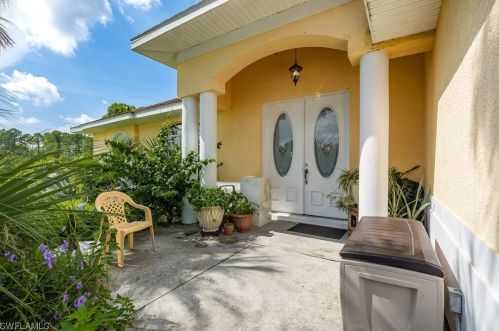 7 Jefferson Ave, Lehigh Acres, FL 33936-1629