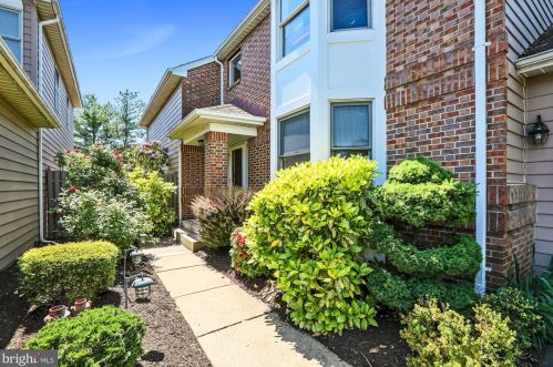 1922 Kirkbride Cir, Yardley, PA 19067-7221