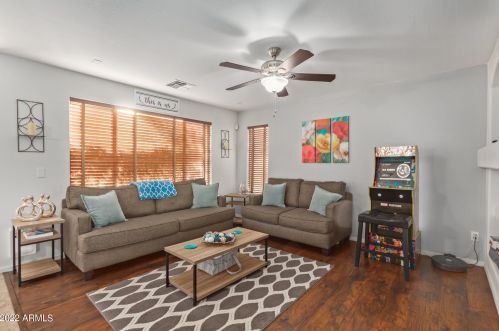 9417 Pioneer St, Tolleson AZ  85353-1504 exterior