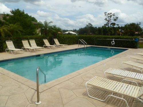5697 Rattlesnake Hammock Rd, Naples FL  34113-8105 exterior