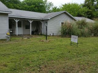 10127 Brinwood Dr, Wills Point, TX 75169-3403