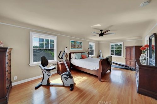 126 Orizaba Ave, Long Beach CA  90803-2527 exterior