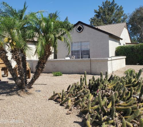 4467 Yorkshire Dr, Glendale, AZ 85308-5419