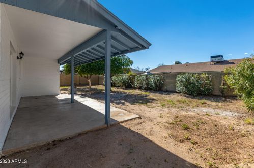12632 50th Dr, Glendale AZ  85304-2004 exterior