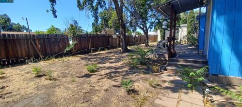 50 Banchio St, West Pittsburg CA  94565-3427 exterior