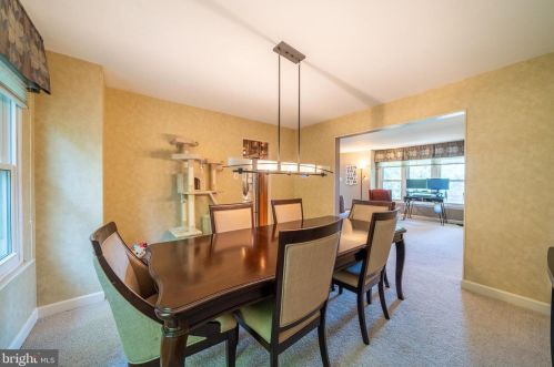 401 Santillo Way, Downingtown PA  19335-3132 exterior