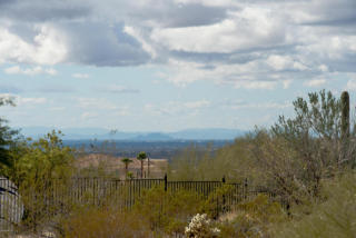 8741 Regina Cir, Mesa, AZ 85207-9138