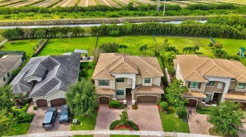 9438 Equus Cir, Boynton Beach, FL 33472-4308