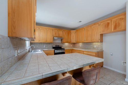 441 Kennwood Dr, Ukiah CA  95482-8767 exterior