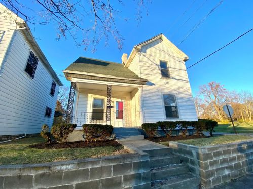 336 2nd St, Xenia, OH 45385-3422