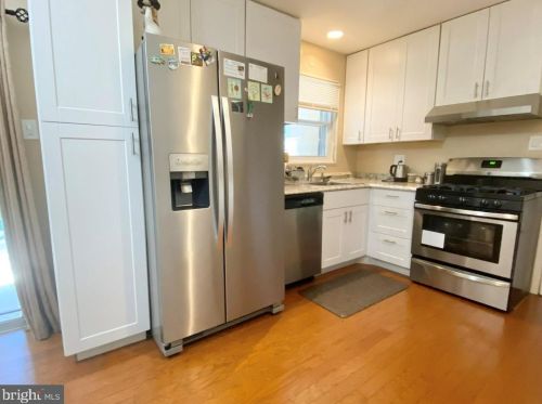 7517 Murillo St, Springfield VA  22151-2830 exterior