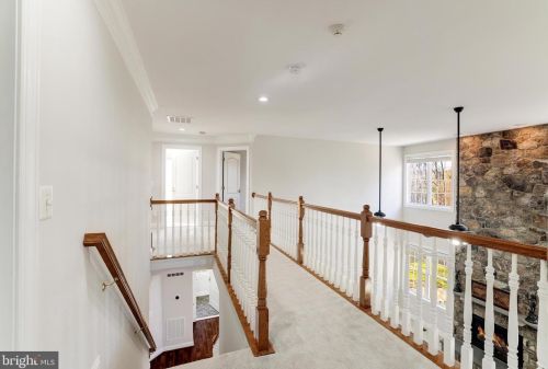 5410 Dabneys Mill Ct, Haymarket VA  20169-4519 exterior