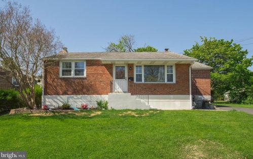 20 Milmont Ave, Ridley Park, PA 19078-2824