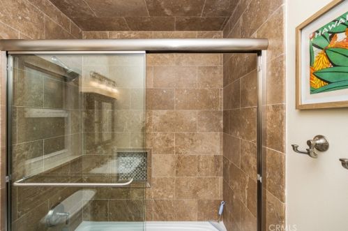 1932 Montair Ave, Long Beach CA  90815-3011 exterior